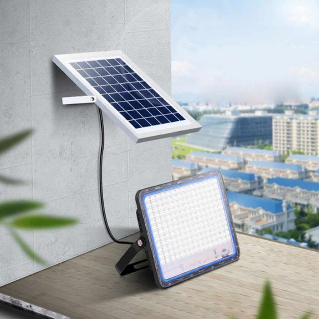 400W Remote Controlled Solar Powered LED Flood Light IP66. - 