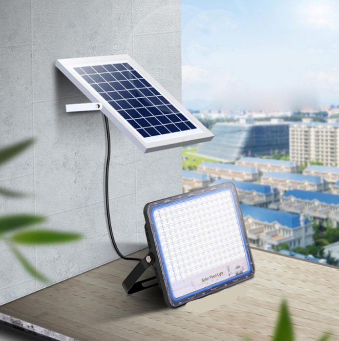 400W Remote Controlled Solar Powered LED Flood Light IP66. - 