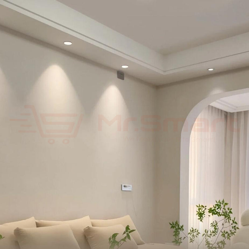 7W GU10 6500K Dimmable Downlight Globe installed in ceiling
Close-up of 7W GU10 6500K Dimmable Downlight Globe glow