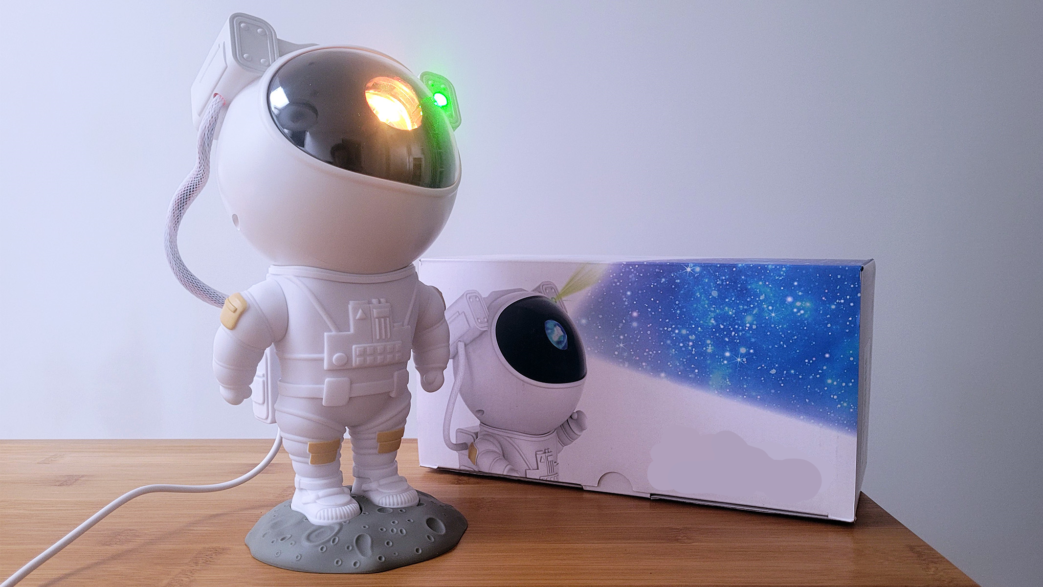 Astronaut Light projector With Remote control. - Mr.Smart SA's Best Online Shopping Store