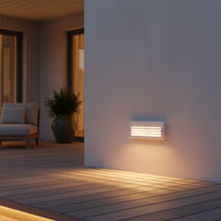B38W BRICK LIGHT LOUVRE WHITE 60W.