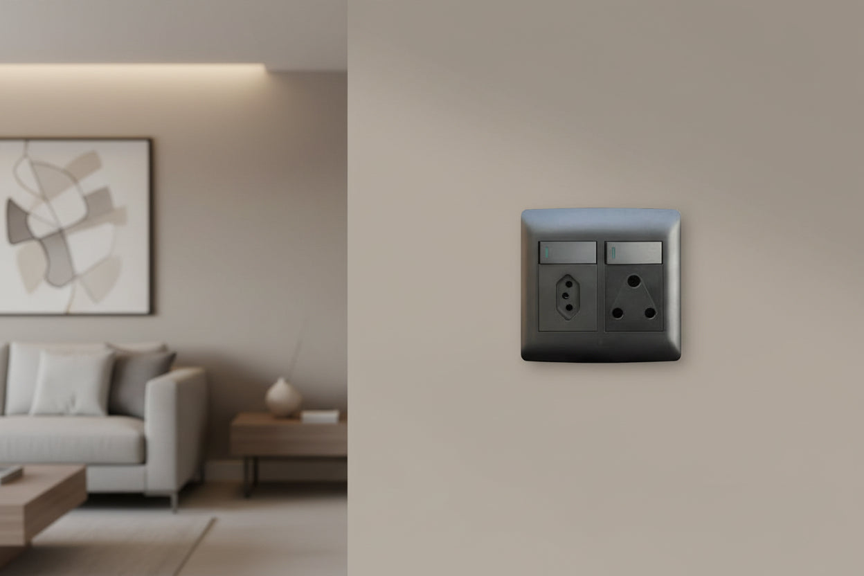SA/Euro single Socket - Black.