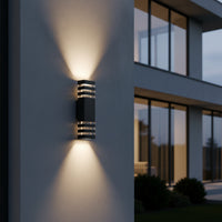 Outdoor Wall Lamp 8911/2.